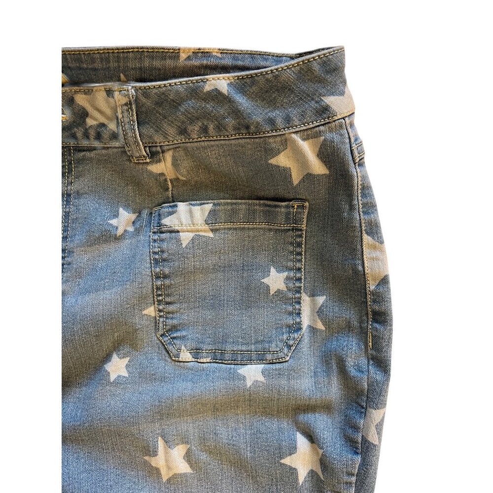 Est. 1946 Denim Star Print Flare Jeans Super Hi-Rise Frayed Hem 16W Blue Y2K EUC - Picture 7 of 8